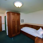 호텔 Zweimueller 4*