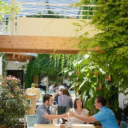 Zweimüller Hotel